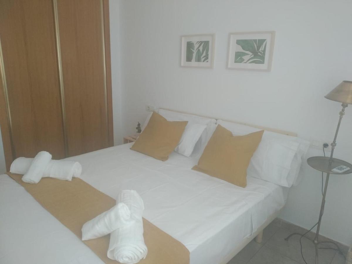 Love Rent4 Malaga Spiteri Екстер'єр фото